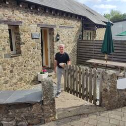 Der Eingang und unserer eigener Außenbereich