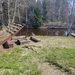 Shflter aus Stahl... Aber ich so auch noch nicht gesehen.