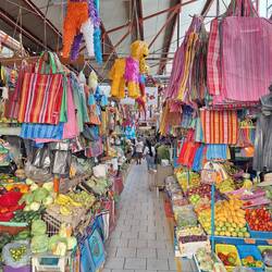 Blick in die Markthalle