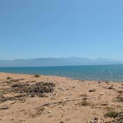 Erster Strand total einsam - aber ich will weiter