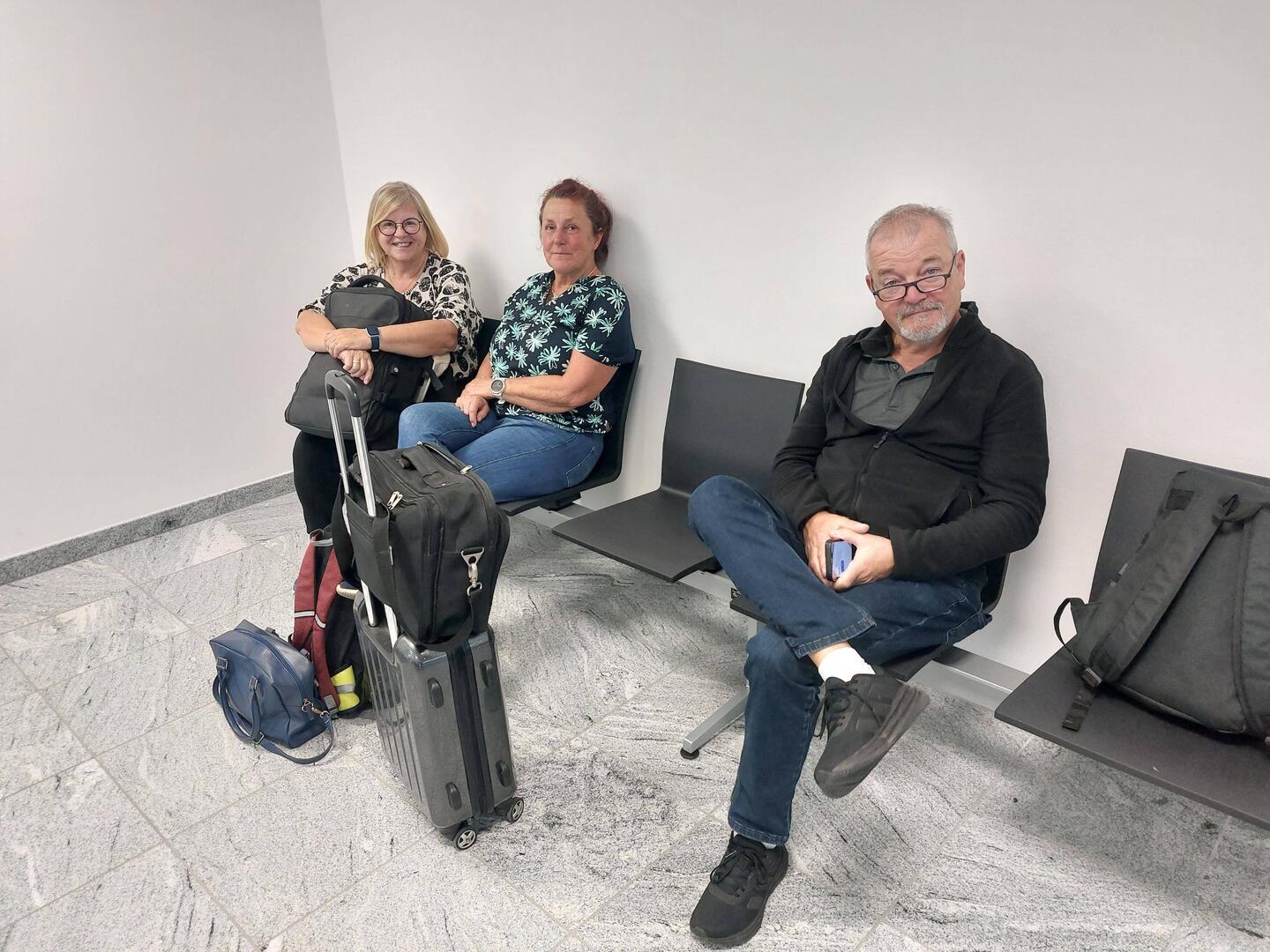 Warten auf den Flieger - 1 Std. Verspätung
