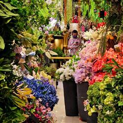 Kunstblumenparadies.
