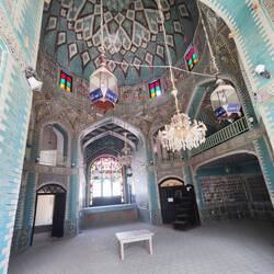 Takyeh Moaven-ol-Molk innen