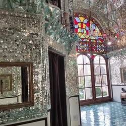 Takyeh Beyglarbeygi: Spiegelsaal
