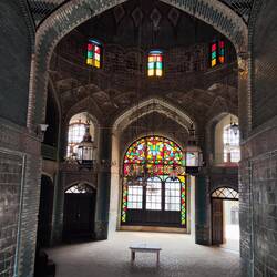 Takyeh Moaven-ol-Molk: zauberhafte Glasfenster😊