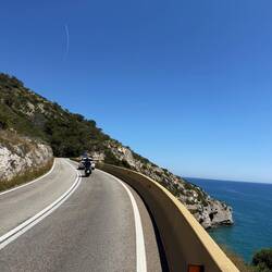 mangels Alternativen Routen ging man sich halt gegenseitig den Sack.