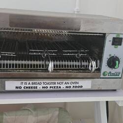 A different toasting device