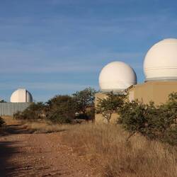 Die Teleskope stehen bereit für die zweite Runde...