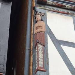 ..... ein bisschen mittelalterlicher Voyeurismus und frühes PinUp