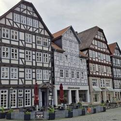 Melsungen Altstadt...so sehen hier alle Straßen aus! Haben die Bartenwetzer wohl Gas gegeben...