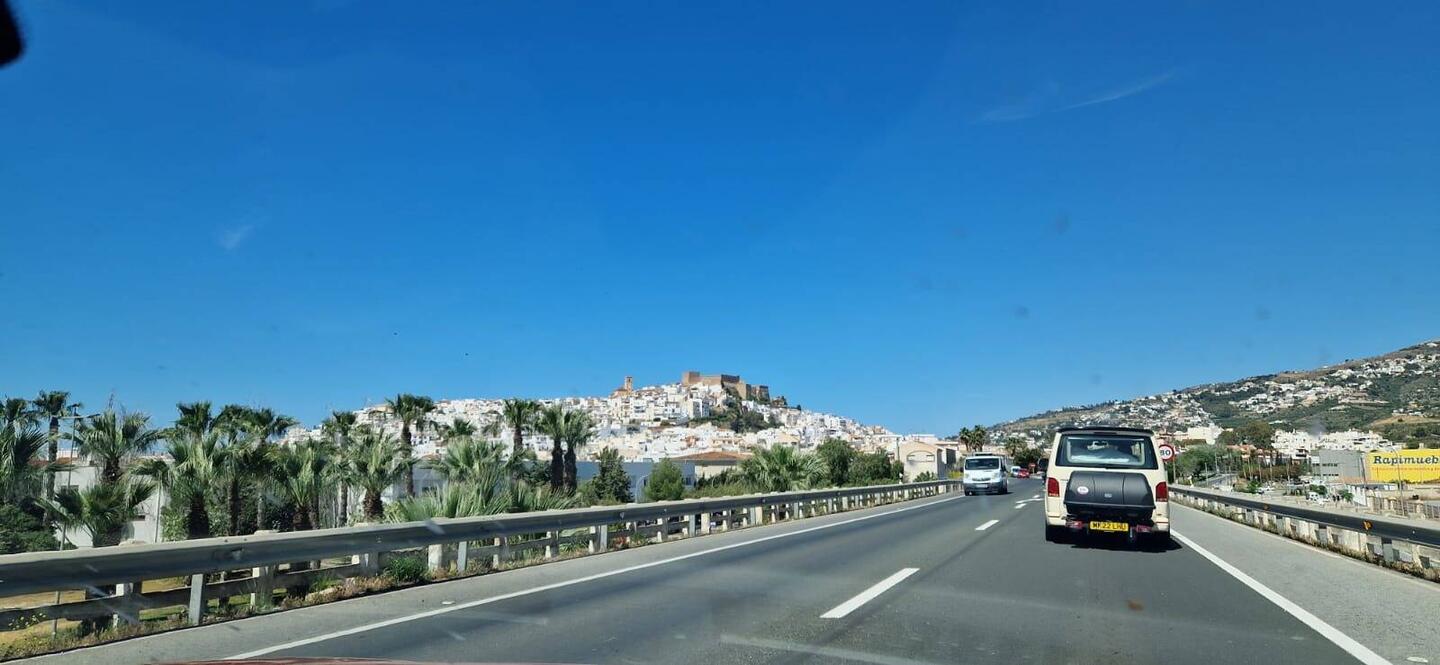 on the road – Salobreña in Sicht.