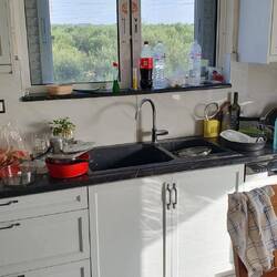 Die Küchenfotos sind erst während des Reinigungsvorgangs entstanden!