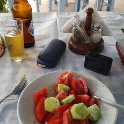 Abendessen in der Taverne, wo ich auch für die Nacht Unterschlupf gefunden habe