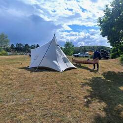 Der Platz für die Zelte