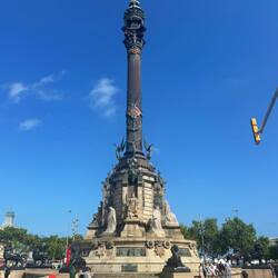 Das Kolumbus Denkmal.