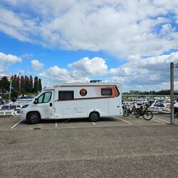 Stellplatz am Jachthafen von Dortrecht