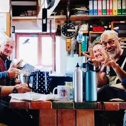 Volunteer Spirit in der "Postaja"🥂