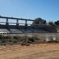 Weir on the Darling River, holding back about 4m of water.