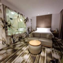 My room at Crowne plaza Singapore airport