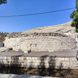 Gerdab Sangi Whirlpool von aussen