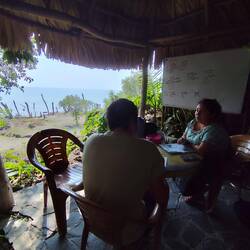 Lernen am Atitlan See