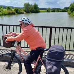 Die Altmühl wird breiter.