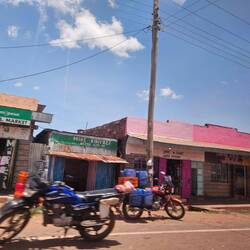 Towns on the way to the Mara