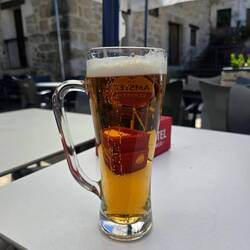 Die Bar meint "grande" ernst 😅