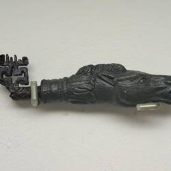 Una chiave a testa di cavallo