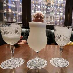 DAAAA ist er!! 🤩😁 - Grand Hotel Bolivar Lima