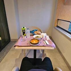 Dann mal schnell essen, bevor es kalt wird.