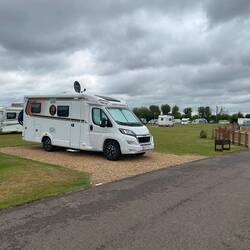 Abfahrt von Cambridge. Teuerster Platz unseres Camperdaseins mit 70 EURO