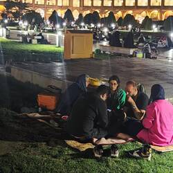 Picknick im Naqsch-e-Dschahan-Park