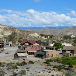 Poblado Western Leone