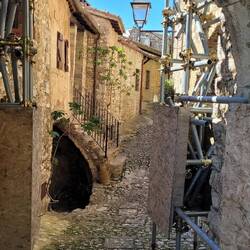 obere Burg von Pissignano