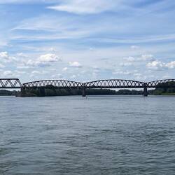 Au revoir, Beinheim; Rheinbrücke Wintersdorf Rhein-km 337