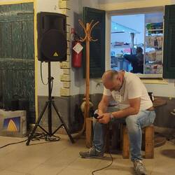 Bro ist während des Intros im tiefsten Tunnel EU West