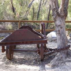 Altmetall würde sonst geklaut!