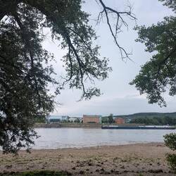 Das erinnert an Ebbe und Flut an der Elbe