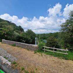 Crossing the Caldon on the Hazelhurst Aqueduct