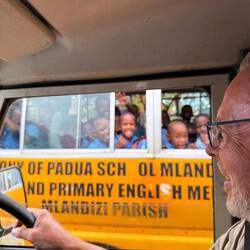 Was wurden wir angestrahlt! Wirklich wahr! Lachen-Winken überall.