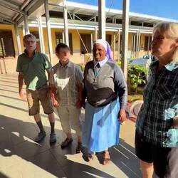 Zum Abschied gab's noch Ständchen. Ungeprobt! Weltpremiere!