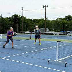 Where are you looking, Barry? 😂