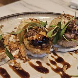 ...mit köstlichen Tapas...