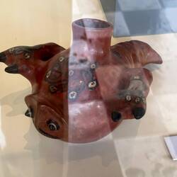 Hummerkrug der Wari vor 1.000 Jahren