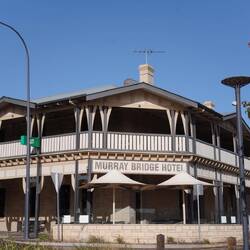 Hotel (nicht unseres), ...