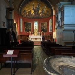 L'intérieure de l'église des Templiers