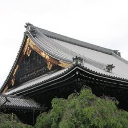 Ein bisschen Tempel