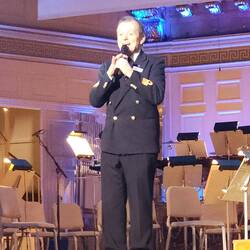 Moss, Cruise Director extraordinaire