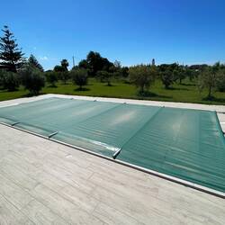 ...Die Badesituation: Pool 1= noch nicht geöffnet